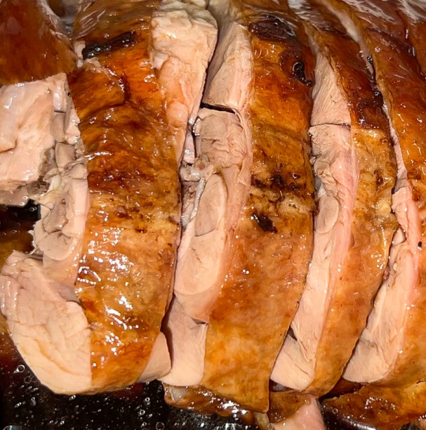 Duck, raw, meat only, weighed with fat, skin and bone