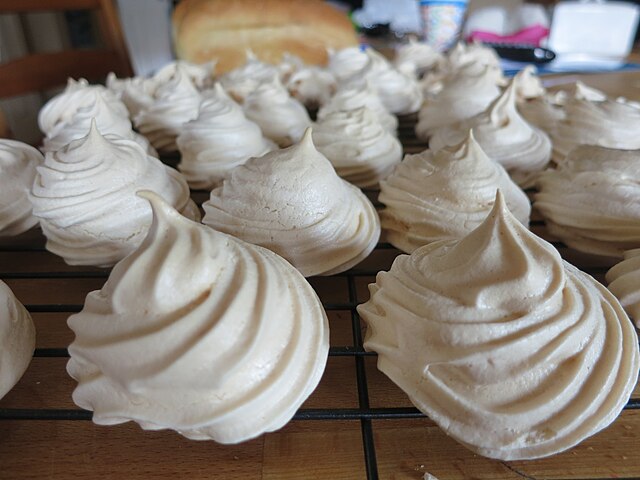 Readymade Meringue Nests