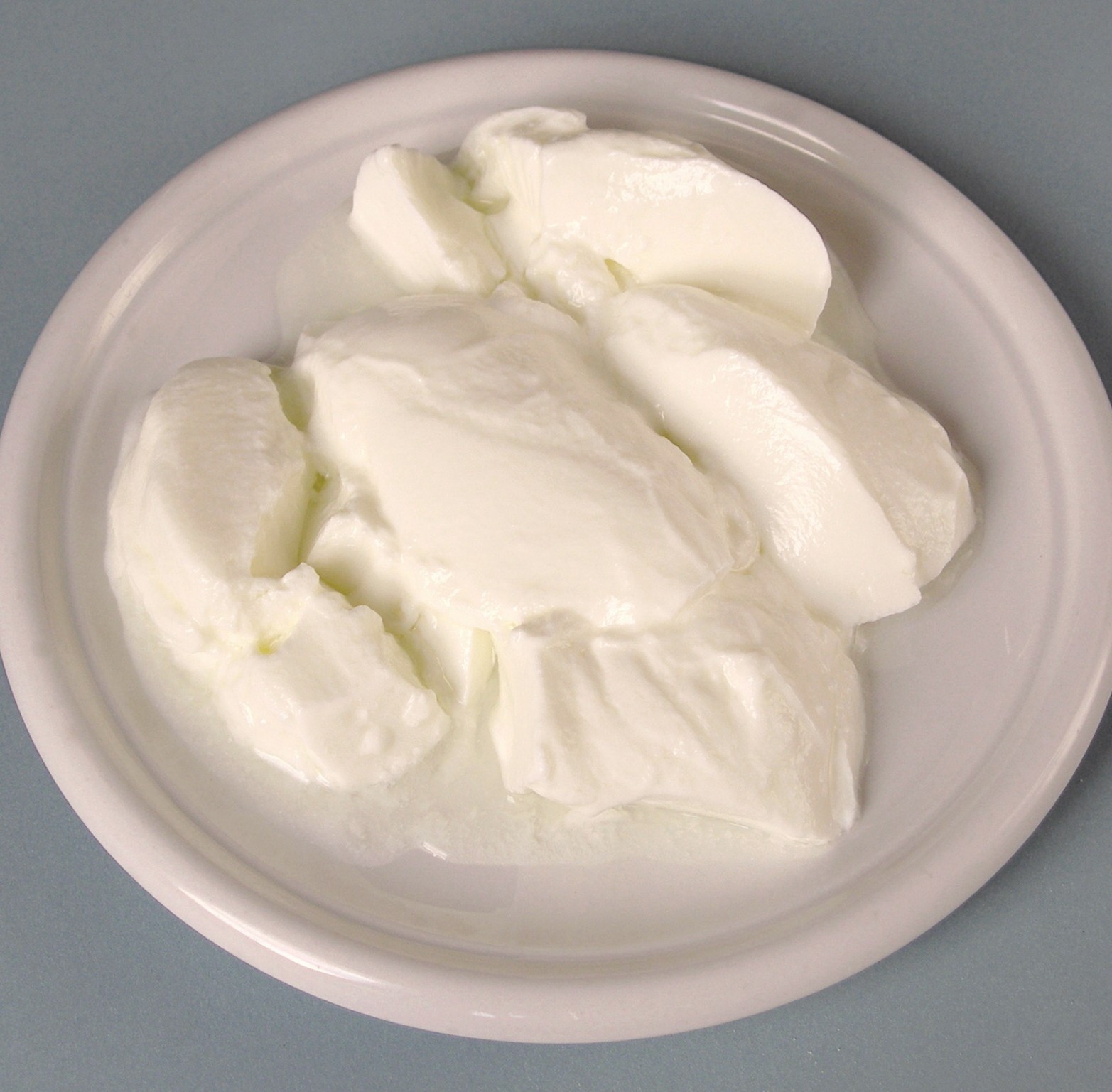 Yogurt, low fat, plain