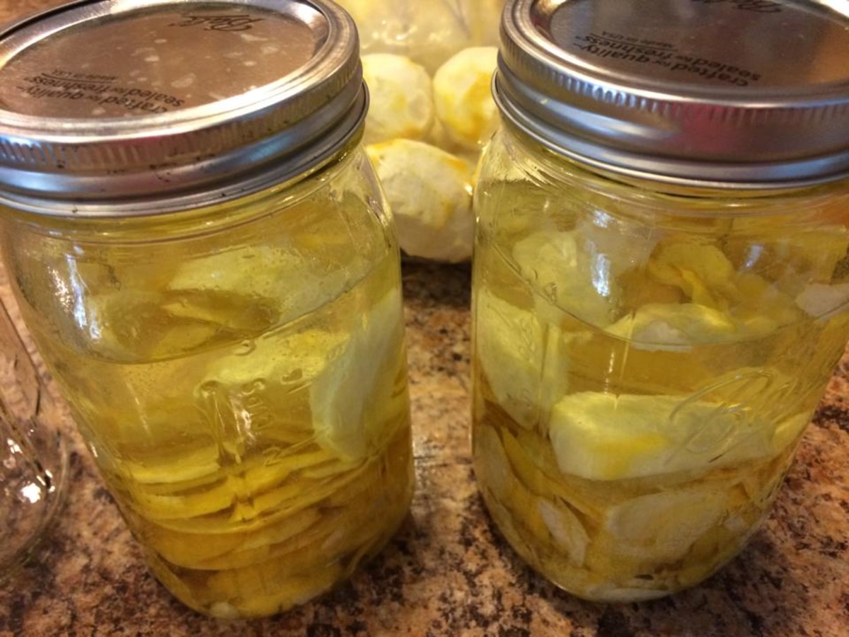 Lorraine'S Luscious And Lovely Limoncello