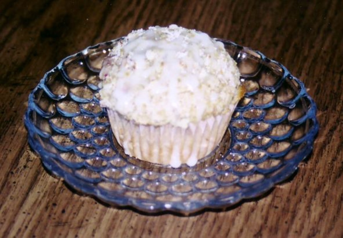 Raspberry Sour Cream Muffins