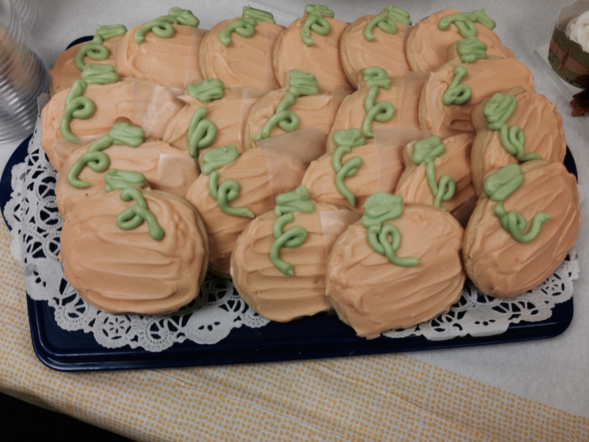 Sour Cream Cut-Out Cookies With Cream Cheese Icing