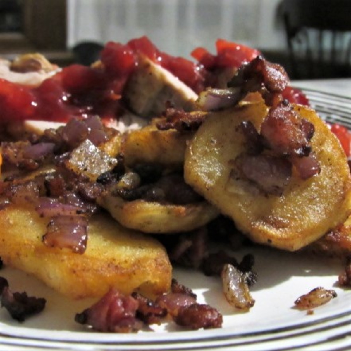 Dutch Fried Potatoes (Gebakken Aardappelen)