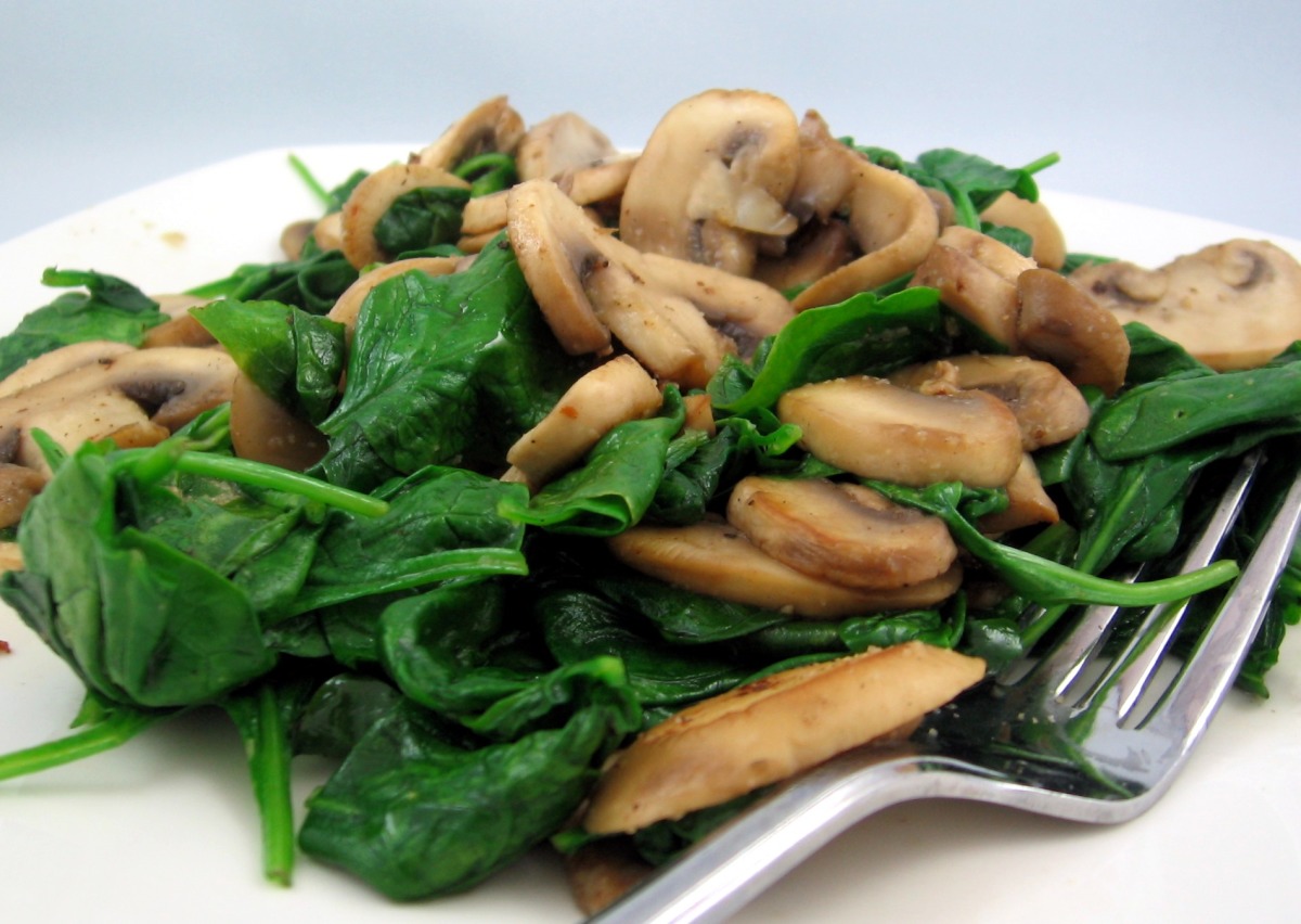 Sauteed Spinach With Mushrooms