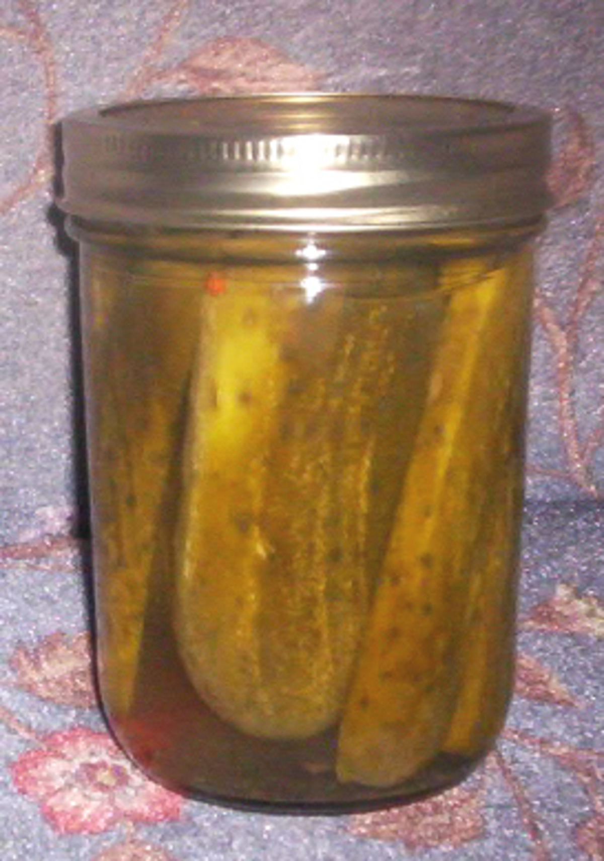 Aunt Agnes' Garlic Dill Pickles