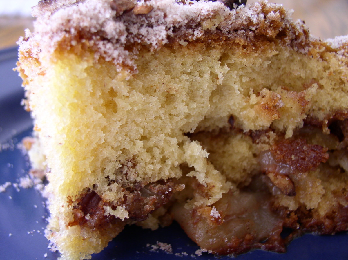 Sour Cream & Apple Coffee Cake