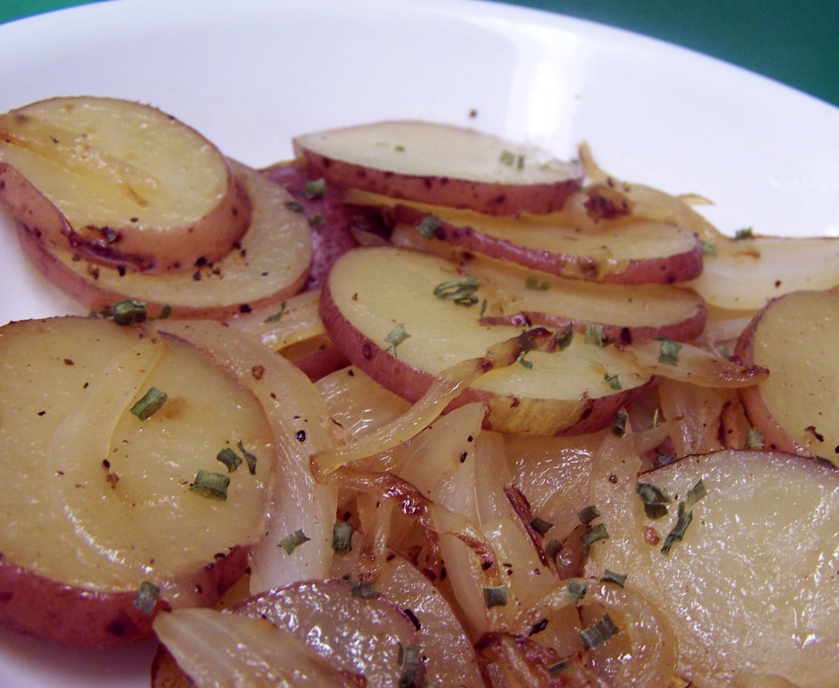 Potato And Onion Skillet Fry