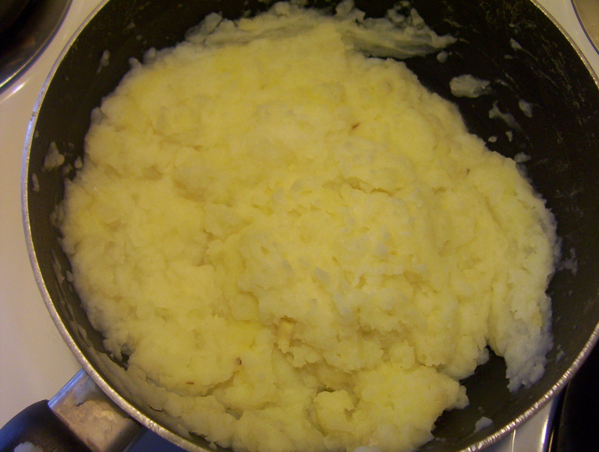 Garlic Butter For Steaks And Mash Potatoes