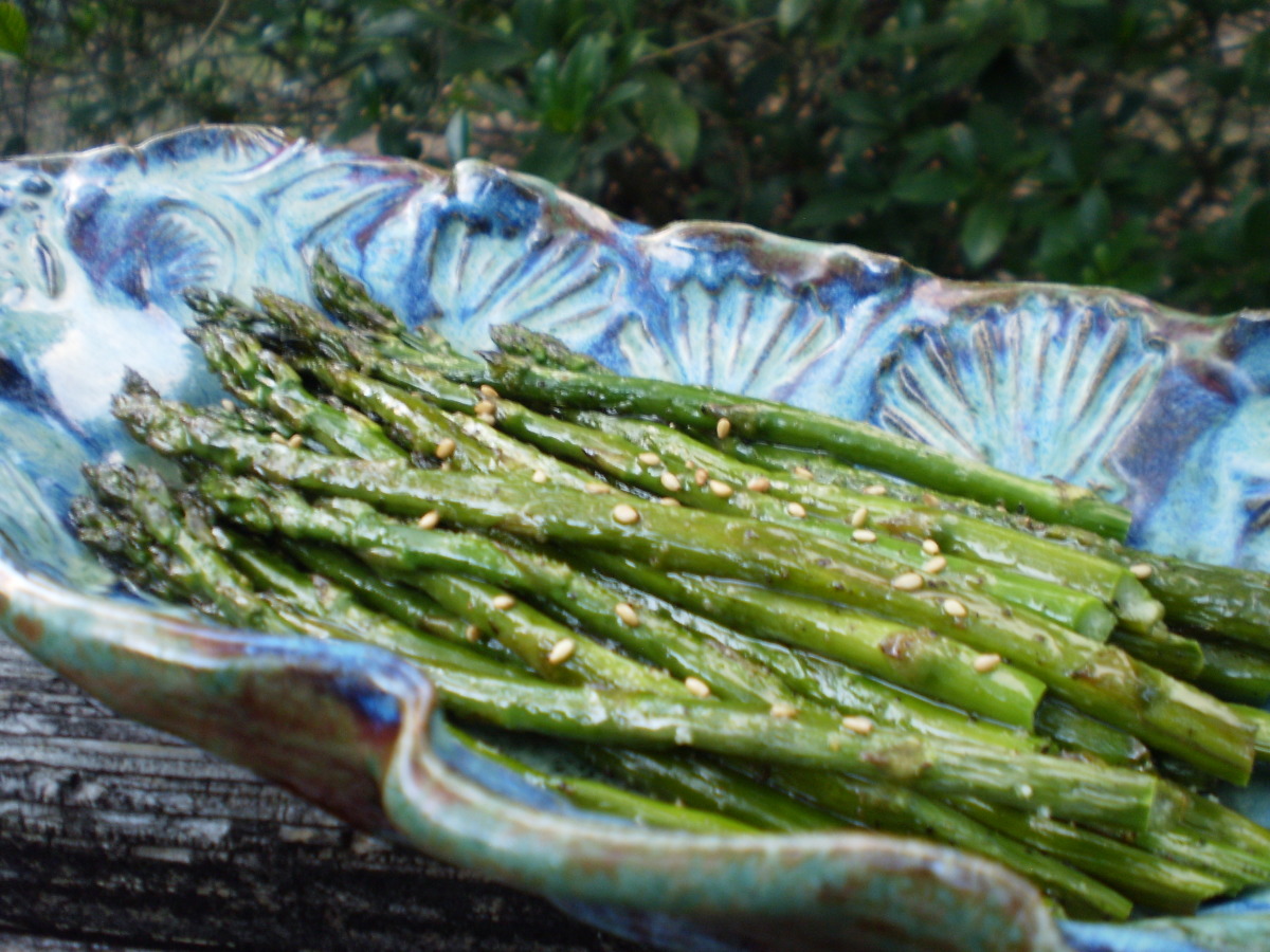 Garlicky Asparagus