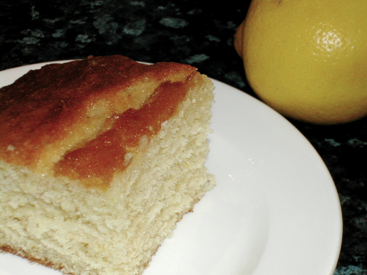 Maggie'S Lemon & Sugar Cake