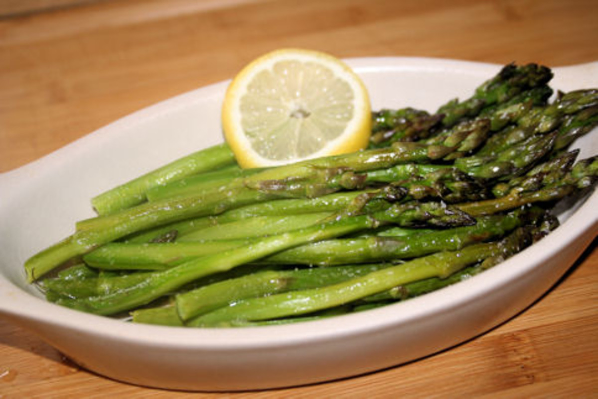 Baked Asparagus With Lemon Dressing