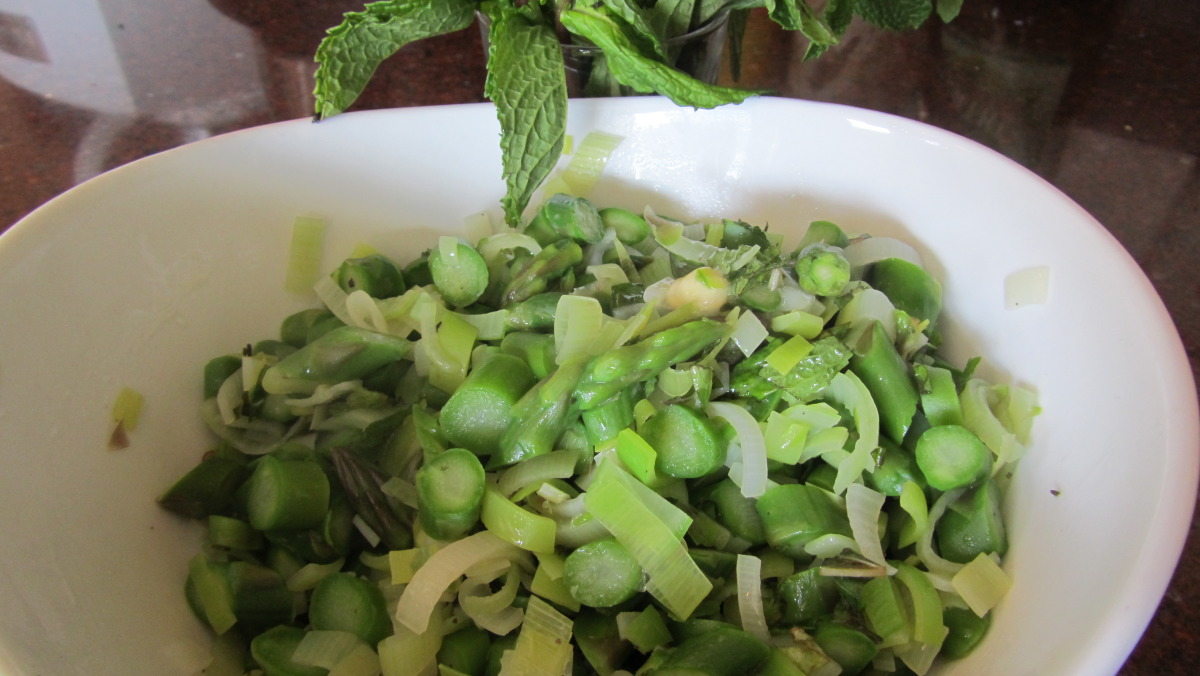 Irish Asparagus, Leeks With Mint