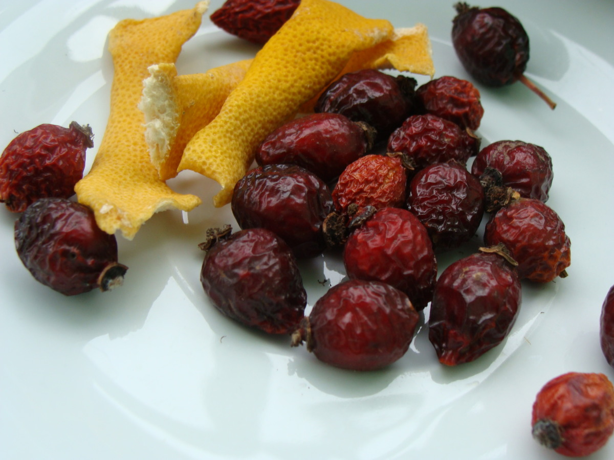 Rose Hip And Lemon Tea Blend