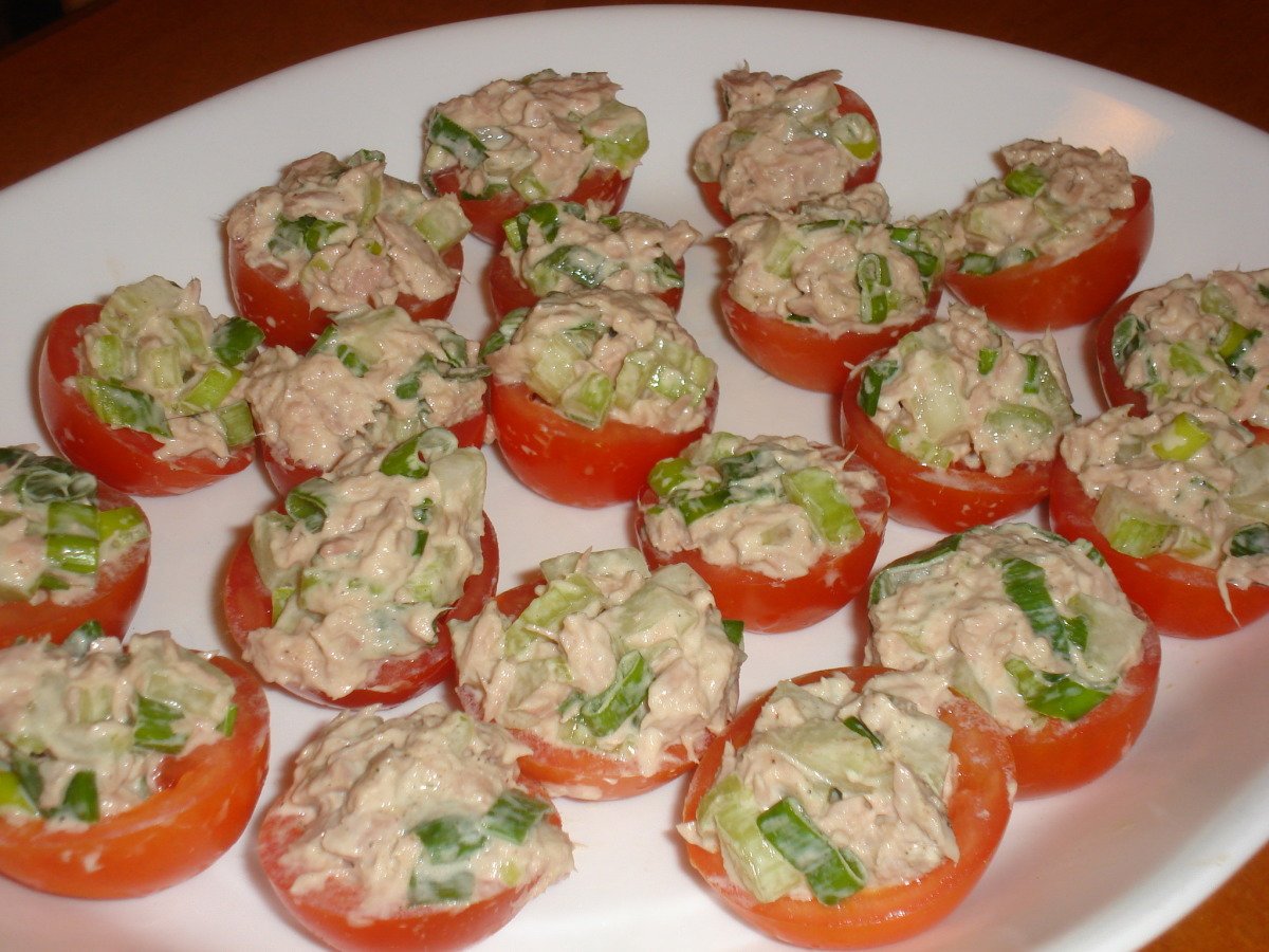 Cherry Tomato Hors D'Oeuvres