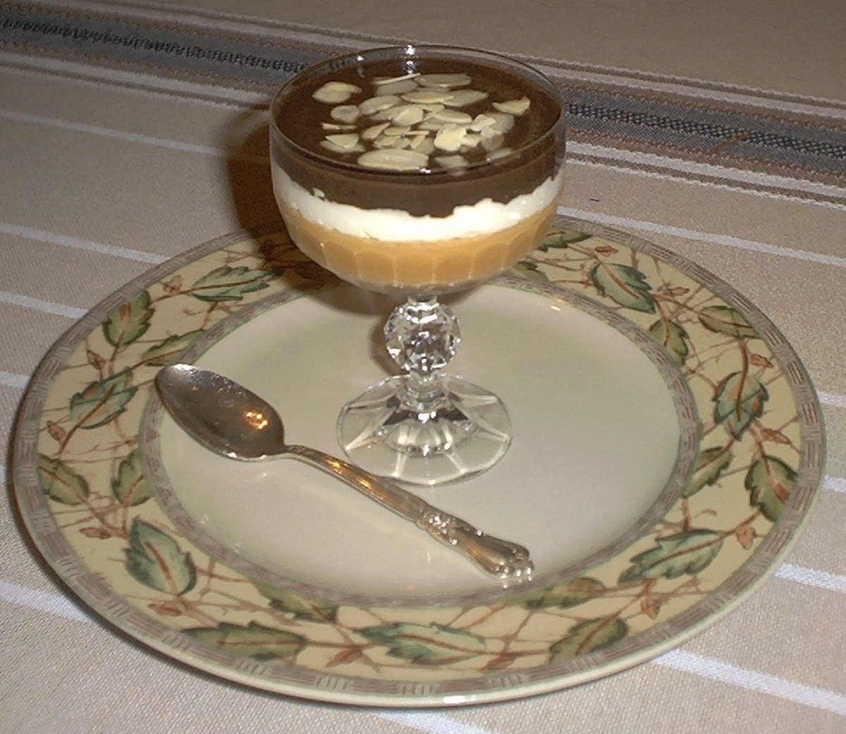 Diet Parfait Sunday