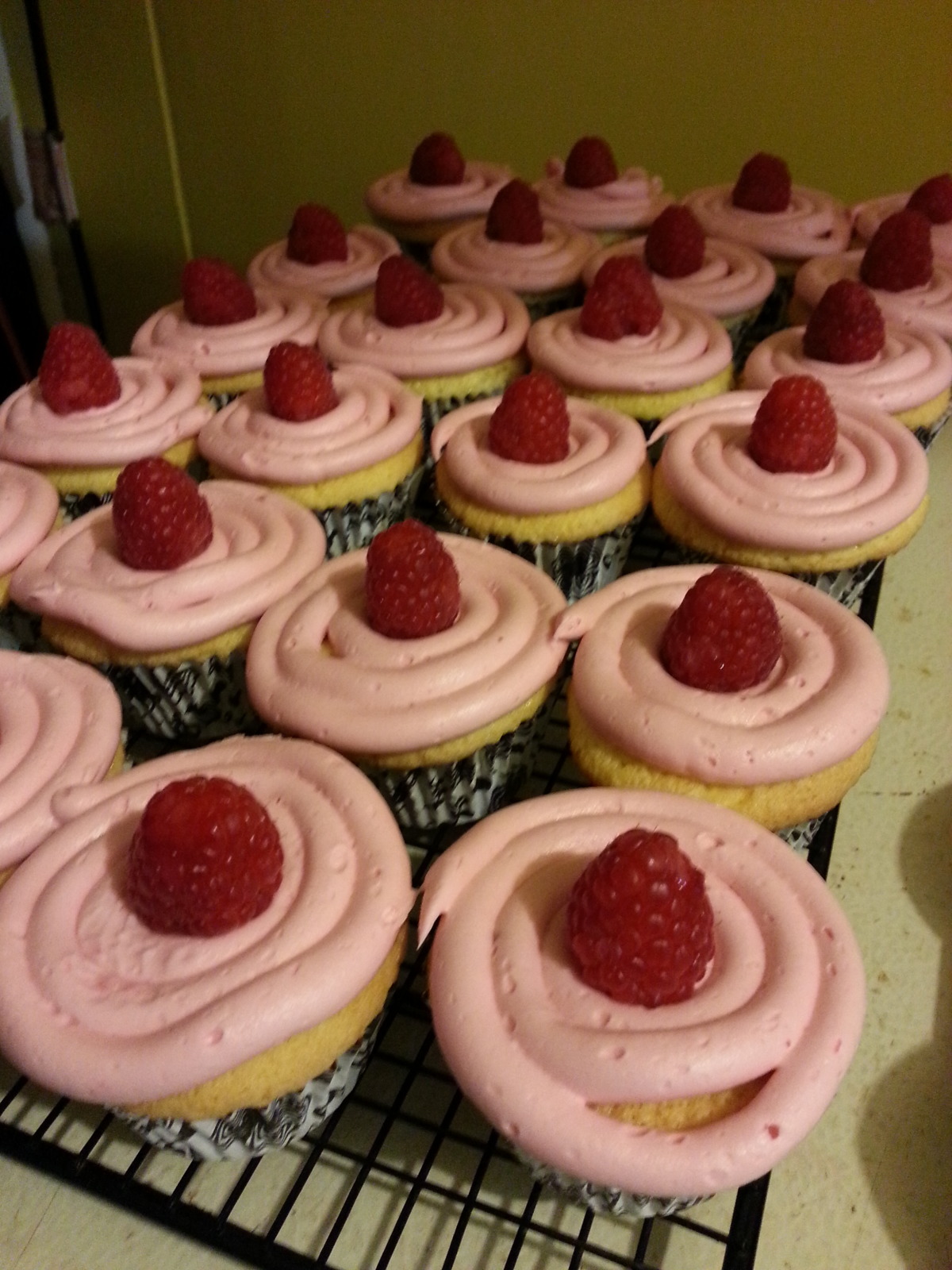 Fresh Raspberry Buttercream Frosting